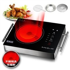 SKG SD-1815远红外电陶炉 无辐射不挑锅，附赠烤盘三件套+围裙三件套的性价比解析
